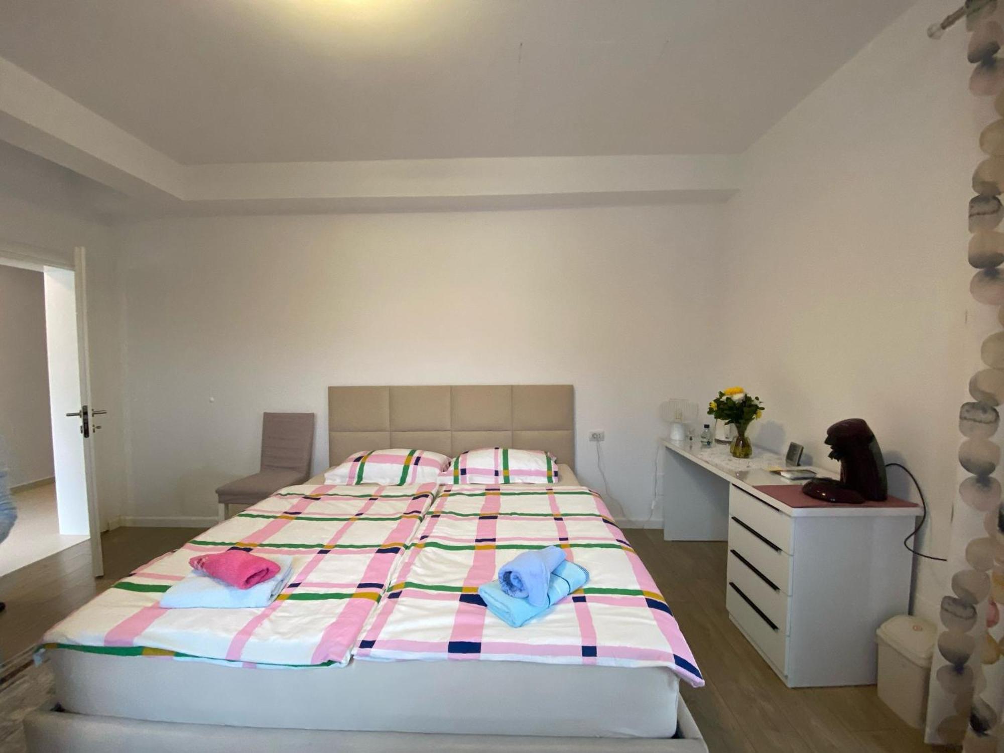 Bright & Cozy Room With Balcony Zhaban Exterior foto